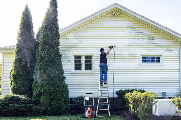 Best Sidewalk Pressure Washing  in Tariffville, CT